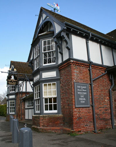 The Talbot And Apartment Iwerne Minster Eksteriør billede